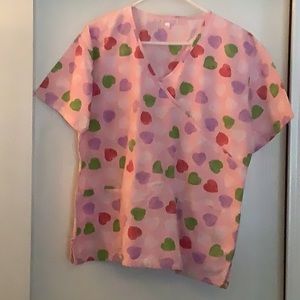 Delta women’s scrub top